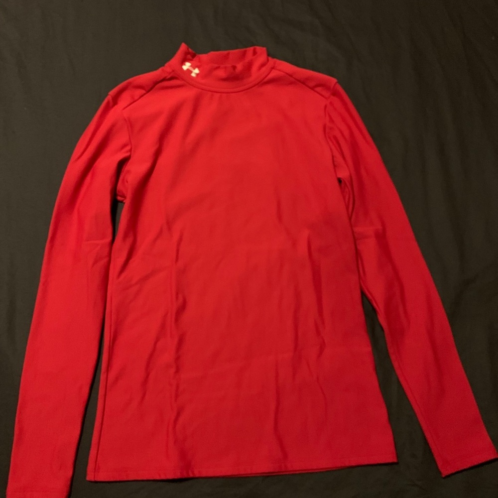 Red under armour mock turtle neck thermal shirt